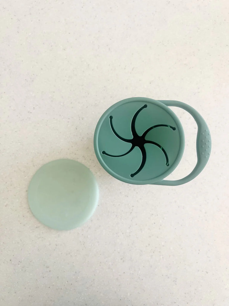 Collapsible Snack Cup with Lid - Kale