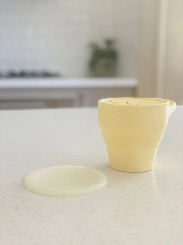 Collapsible Snack Cup with Lid - Custard