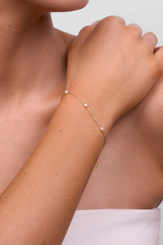 Lilibet Pearl Bracelet - Gold