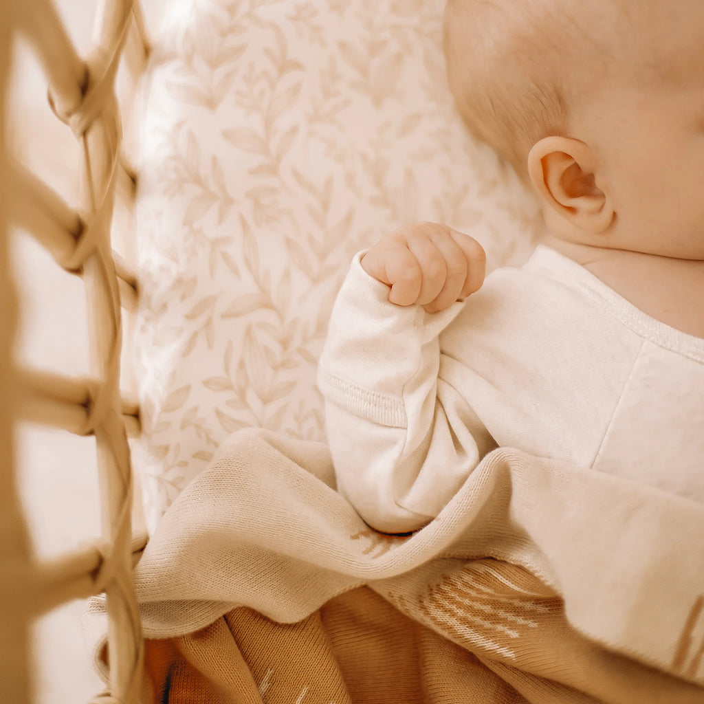Golden Vines Organic Fitted Bassinet Sheet / Change Pad Cover