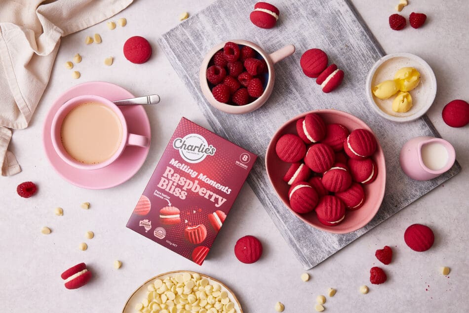 Raspberry Bliss Mini Melting Moments 100g