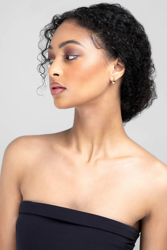 Tina Huggie Earrings - Silver