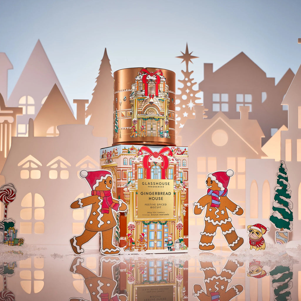 Gingerbread House - Festive Spiced Biscuit 380g Soy Candle - LIMITED EDITION