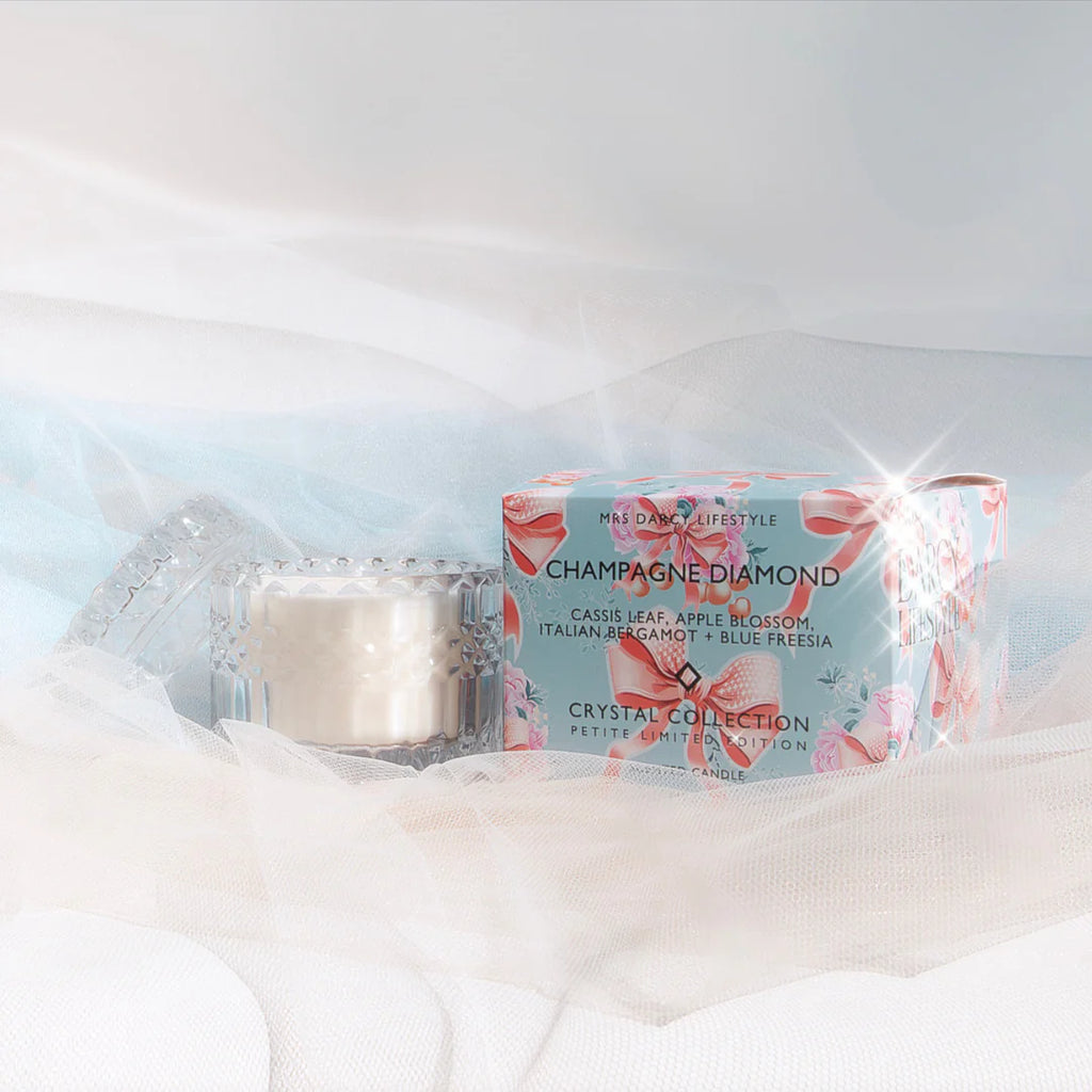 Champagne Diamond Petite Candle - Cassis Leaf, Apple Blossom, Italian Bergamot + Blue Freesia