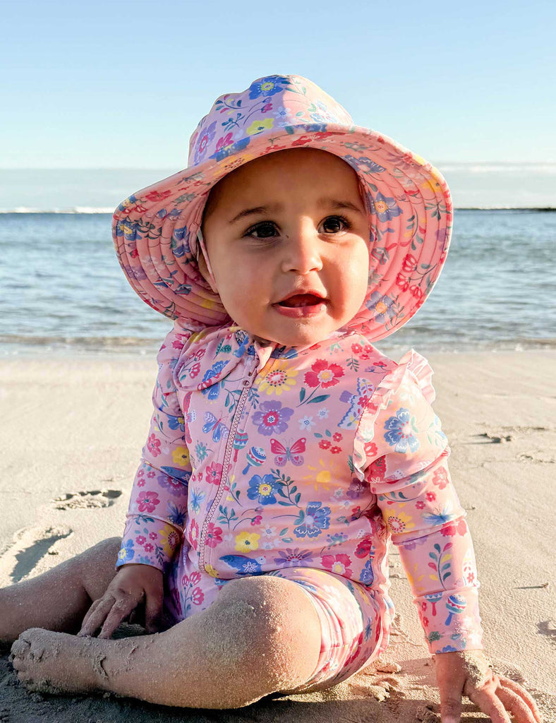 Pajaro Bird Broad Brim Swim Hat