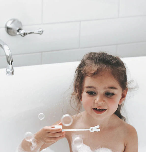 Bubble Bath 300ml with Bubble Wand - Blissful Bubbles
