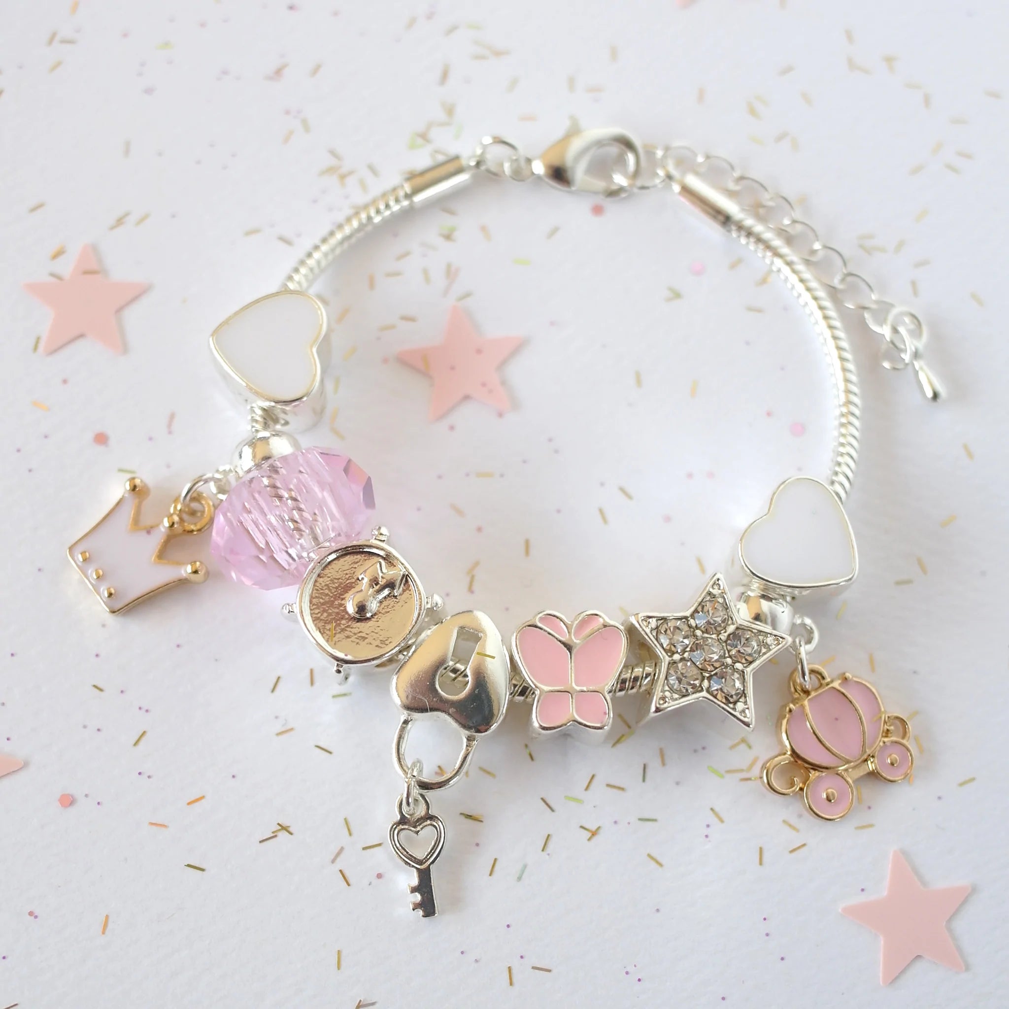 Poppy bracelet charm deals